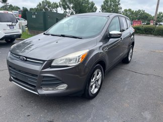 Used 2014 Ford Escape SE image 1