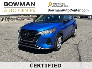 Used 2021 Nissan Kicks S image 1