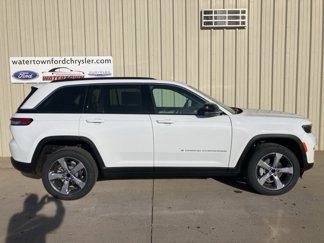 New 2025 Jeep Grand Cherokee Limited w/ Luxury Tech Group II image 1