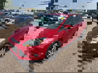 Used 2012 Ford Focus SE image 1