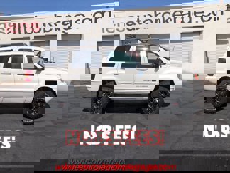 Used 2004 Jeep Grand Cherokee Limited w/ Trailer Tow Group IV image 1