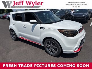 Used 2014 Kia Soul + image 1