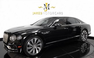 Used 2020 Bentley Flying Spur W12 image 1
