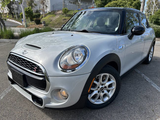 Used 2015 MINI Cooper S image 1