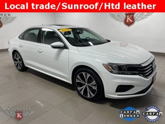 Used 2022 Volkswagen Passat 2.0T SE image 1