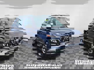 Used 2022 Hyundai Venue Limited image 1