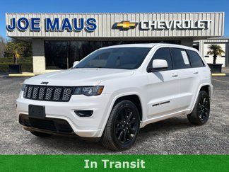 Used 2020 Jeep Grand Cherokee Altitude image 1