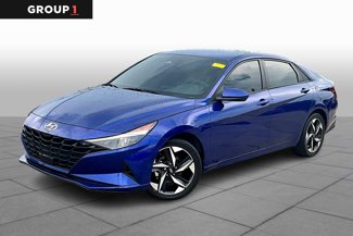 Used 2023 Hyundai Elantra SEL w/ Convenience Package image 1