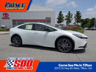 New 2025 Toyota Prius XLE image 1