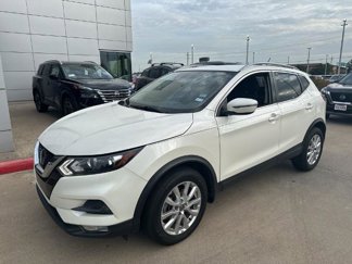 Certified 2021 Nissan Rogue Sport SV image 1