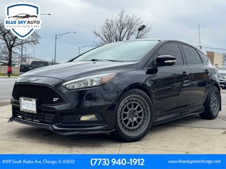 Used 2017 Ford Focus ST image 1