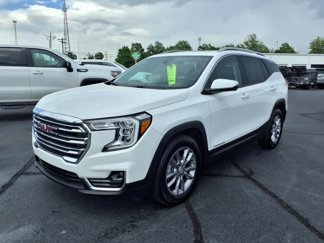 Certified 2024 GMC Terrain SLT w/ Infotainment Package II image 1