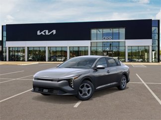 New 2025 Kia K4 LXS image 1
