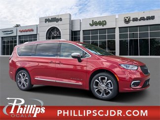 New 2025 Chrysler Pacifica Pinnacle image 1