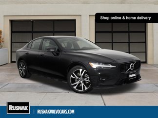 Certified 2025 Volvo S60 B5 Core image 1