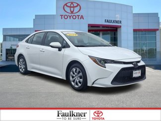 Certified 2022 Toyota Corolla LE image 1