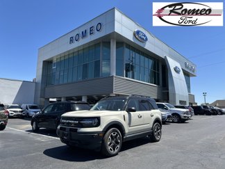 New 2024 Ford Bronco Sport Outer Banks w/ Tech Package image 1