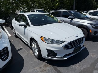 Used 2019 Ford Fusion SE image 1