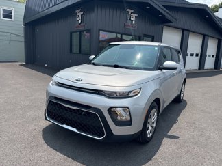 Used 2020 Kia Soul LX image 1