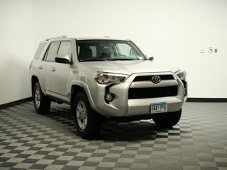 Used 2018 Toyota 4Runner SR5 image 1
