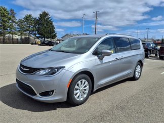 Used 2018 Chrysler Pacifica Touring-L Plus image 1