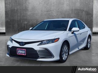 Used 2023 Toyota Camry LE image 1