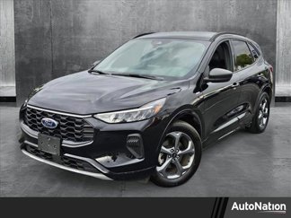 Used 2023 Ford Escape ST-Line image 1
