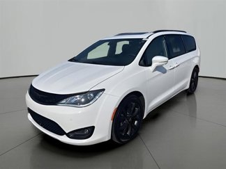 Used 2020 Chrysler Pacifica Limited w/ Advanced Safetytec Group image 1