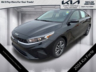 Used 2024 Kia Forte LXS image 1
