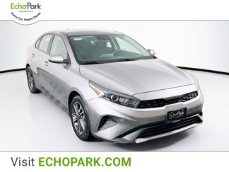 Used 2023 Kia Forte LXS image 1