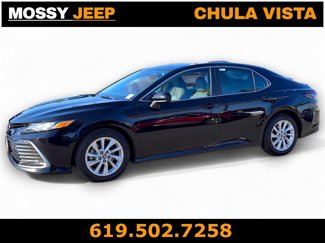 Used 2021 Toyota Camry LE image 1