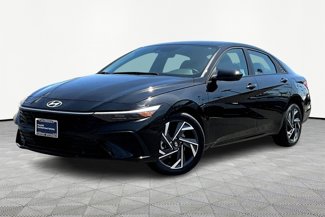 Certified 2025 Hyundai Elantra Sport image 1