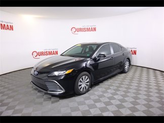 Used 2023 Toyota Camry LE image 1