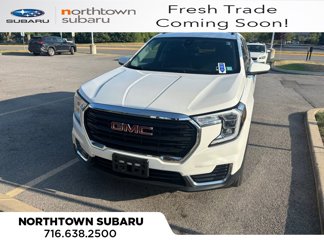 Used 2022 GMC Terrain SLE w/ Driver Convenience Package image 1