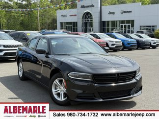 Used 2023 Dodge Charger SXT image 1