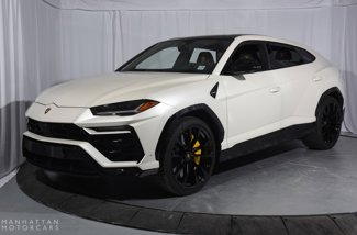 Used 2022 Lamborghini Urus image 1