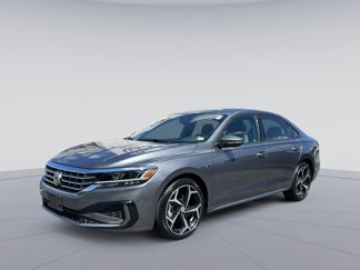 Used 2021 Volkswagen Passat 2.0T R-Line image 1