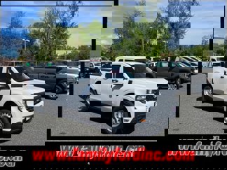 New 2025 Ford Maverick XL image 1