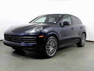 Certified 2023 Porsche Cayenne image 1