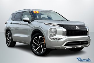 Used 2022 Mitsubishi Outlander SEL image 1