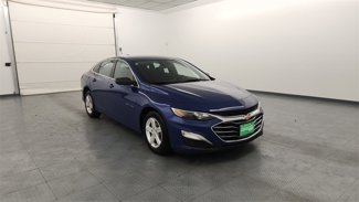 Used 2023 Chevrolet Malibu LS video 1