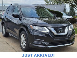 Used 2019 Nissan Rogue SV image 1