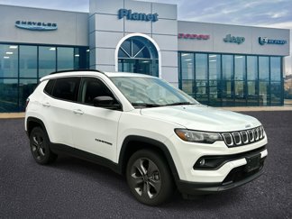 Used 2022 Jeep Compass Latitude w/ Sun and Sound Group image 1
