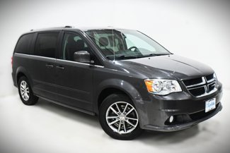 Used 2015 Dodge Grand Caravan SXT image 1