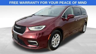 Used 2021 Chrysler Pacifica Touring-L image 1