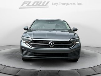 Used 2023 Volkswagen Jetta SE image 1
