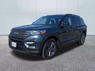 Certified 2022 Ford Explorer XLT w/ Equipment Group 202A image 1