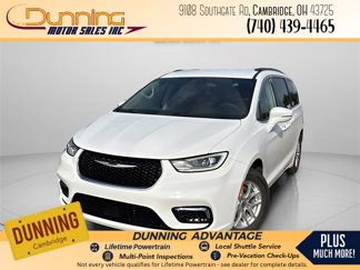 Used 2022 Chrysler Pacifica Touring-L video 1