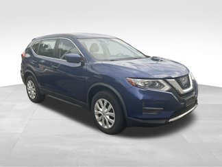 Used 2017 Nissan Rogue S image 1