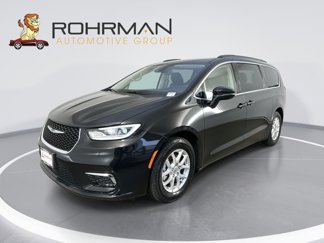 Used 2022 Chrysler Pacifica Touring-L image 1